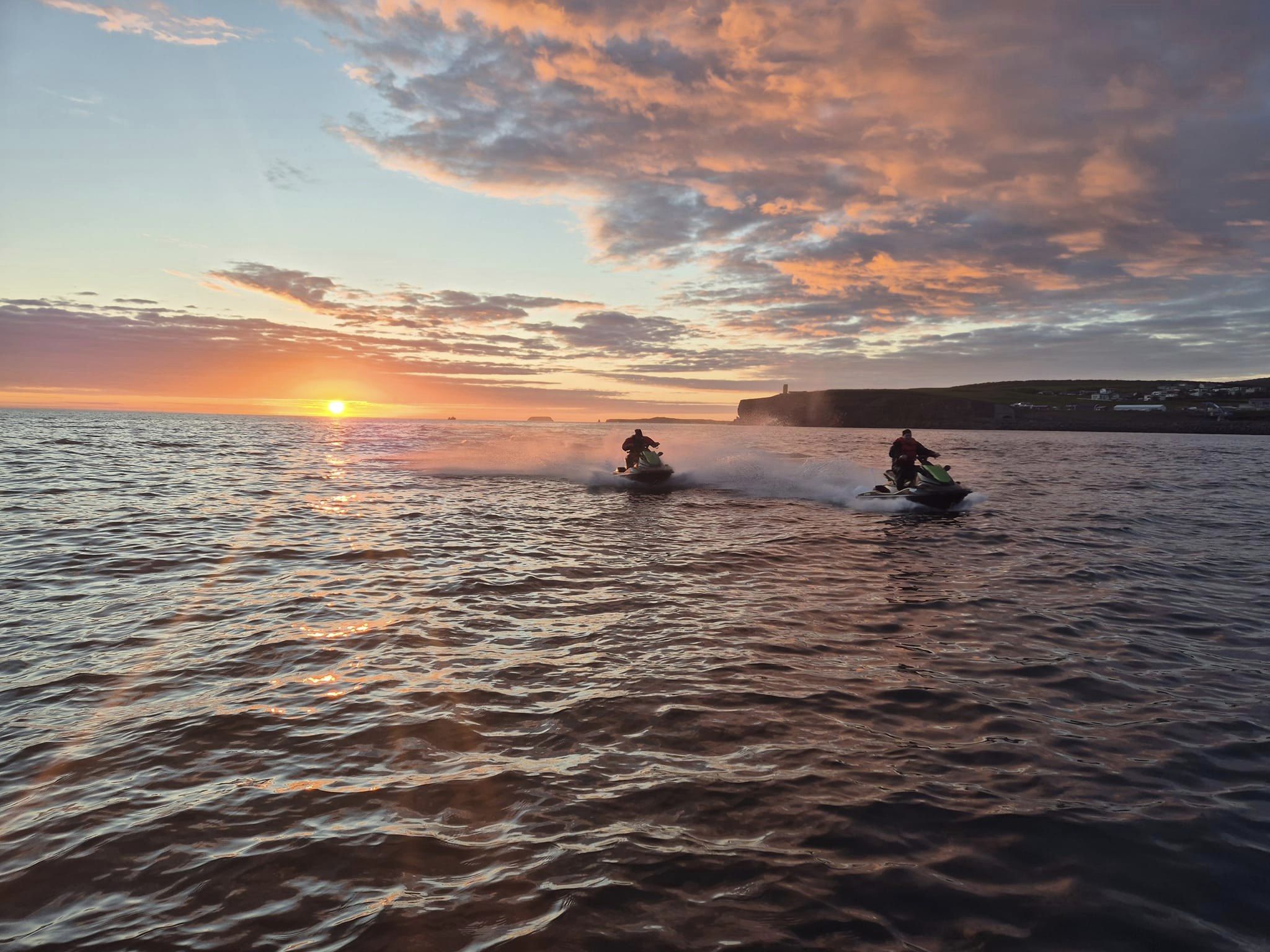 Jetski sólarlag